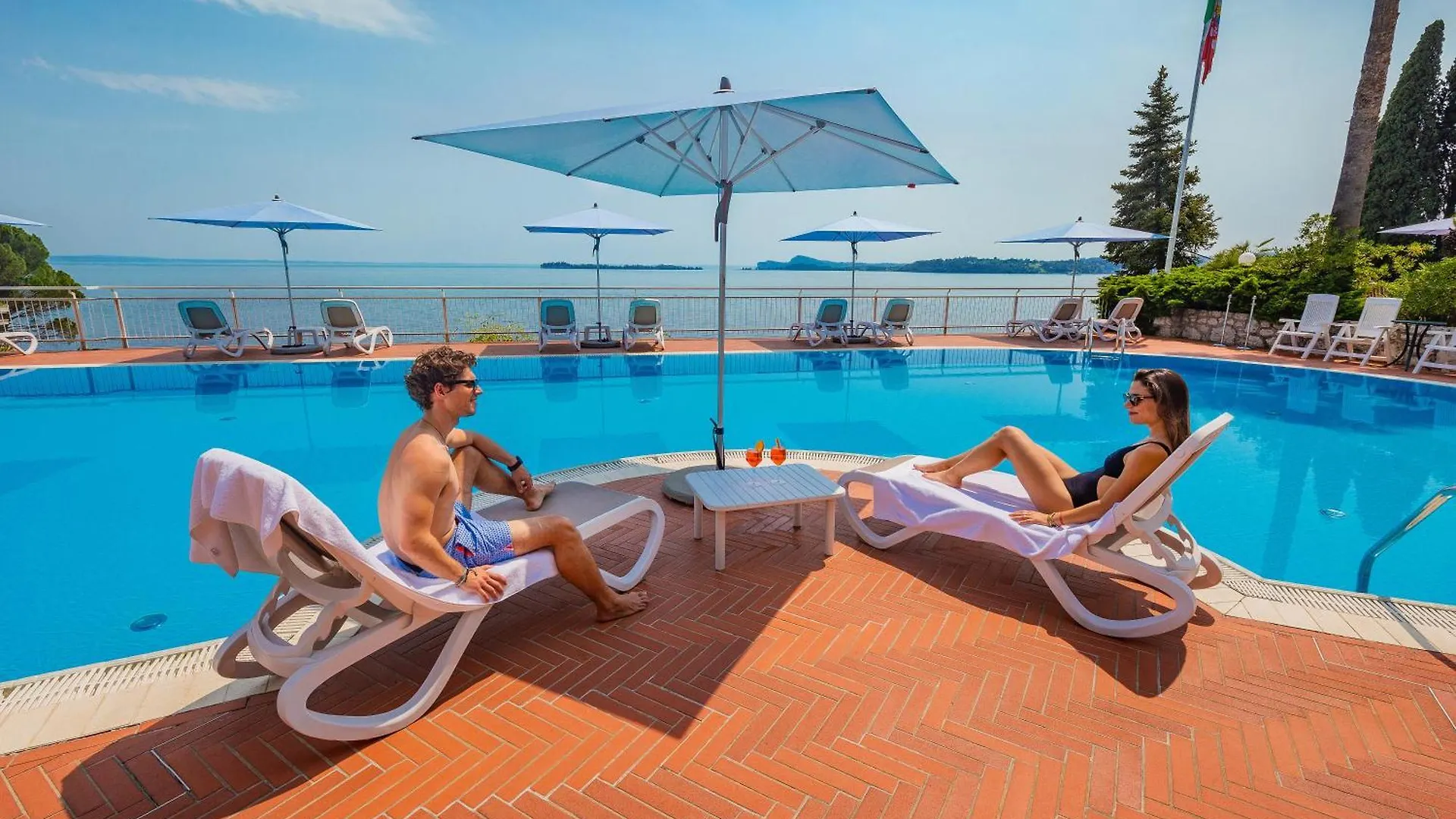 ****  Hotel Villa Florida & Suite Apartments Gardone Riviera Italy