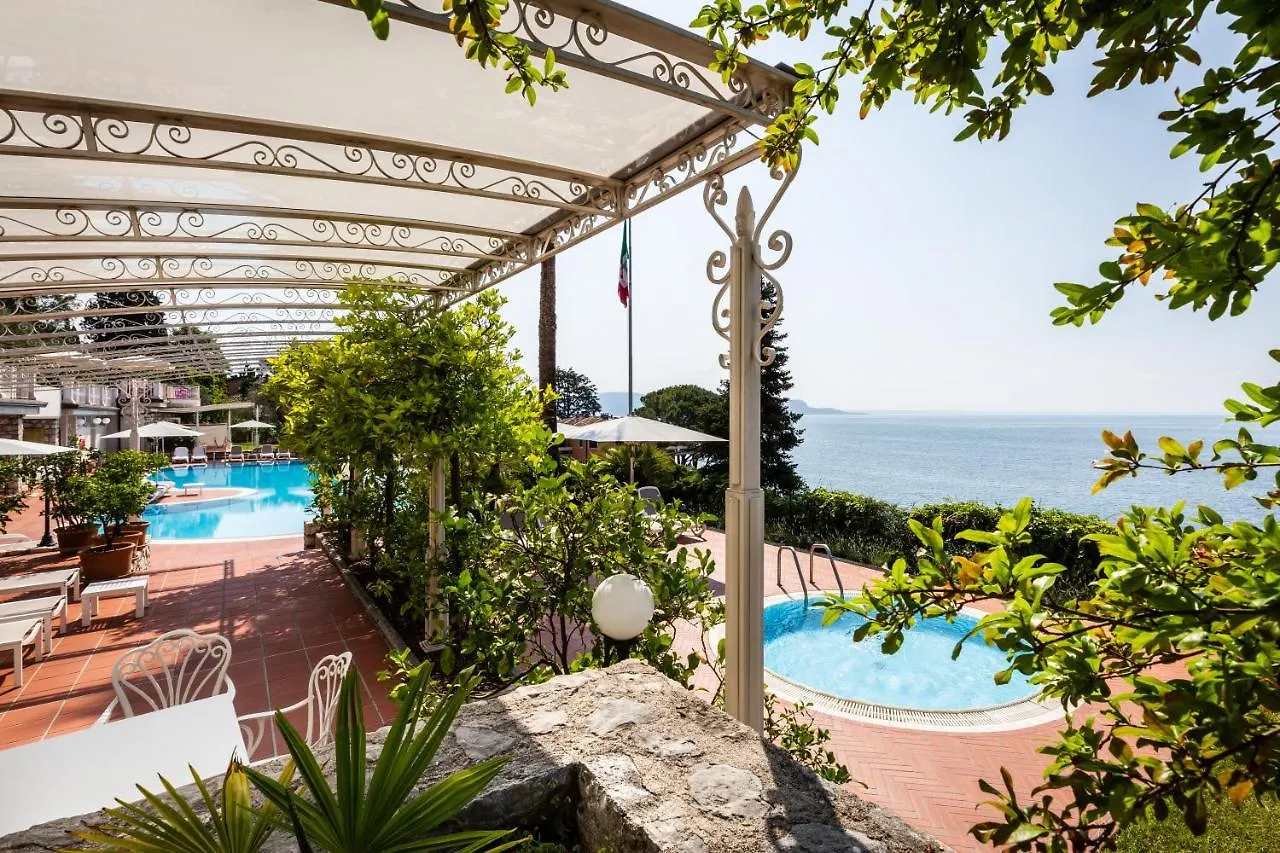 Hotel Villa Florida & Suite Apartments Gardone Riviera