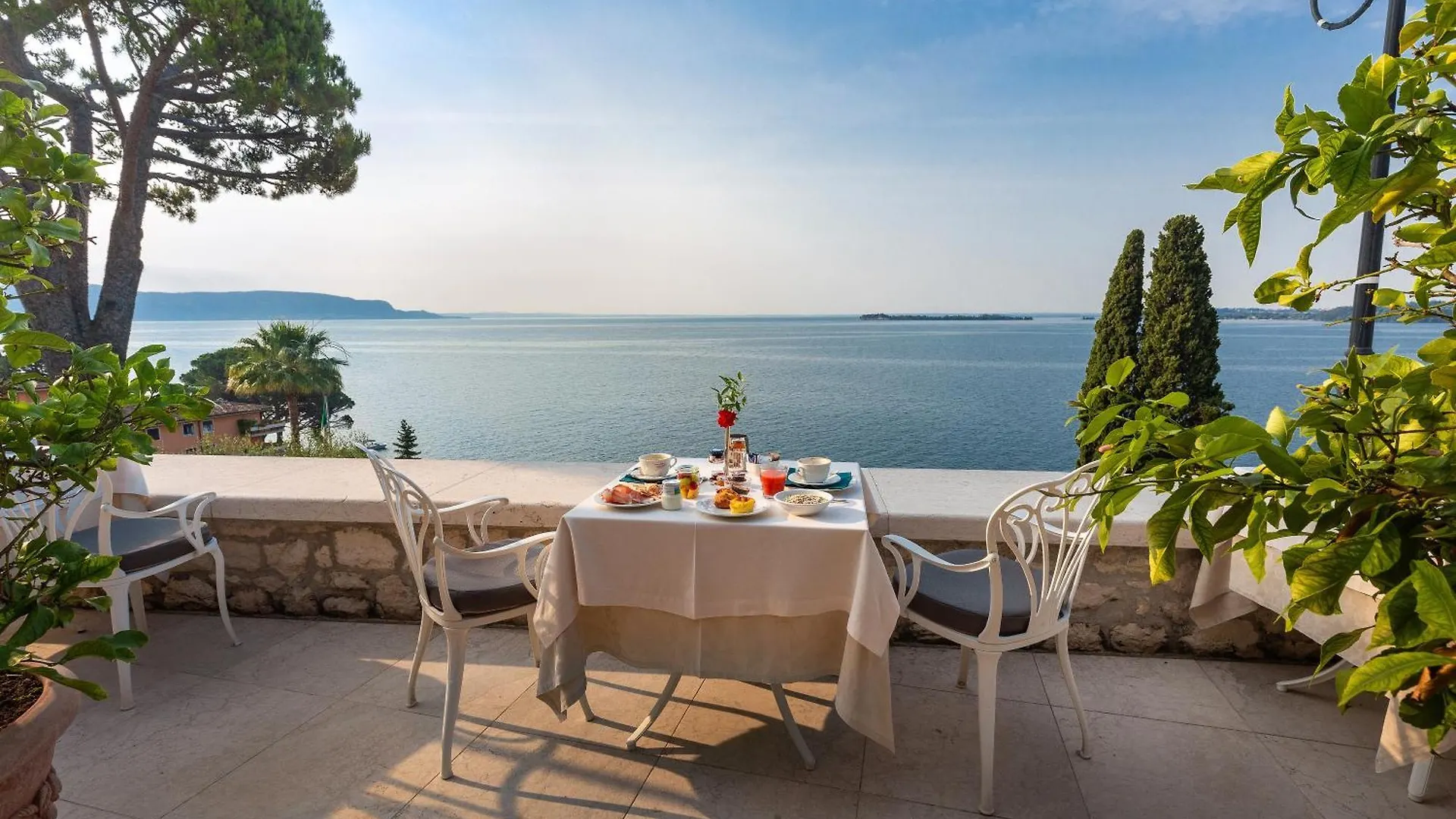 Hotel Villa Florida & Suite Apartments Gardone Riviera