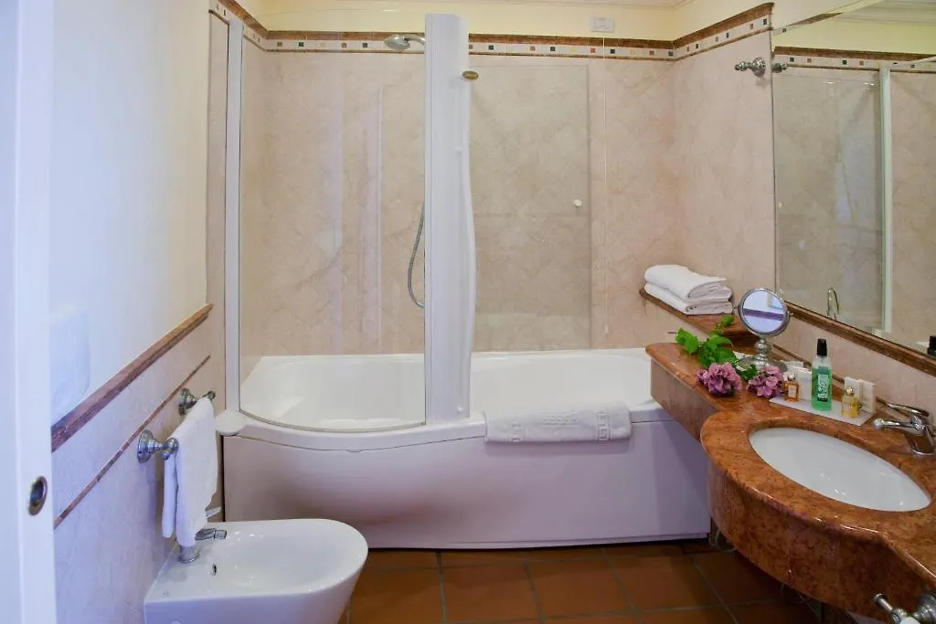 Hotel Villa Florida & Suite Apartments Gardone Riviera