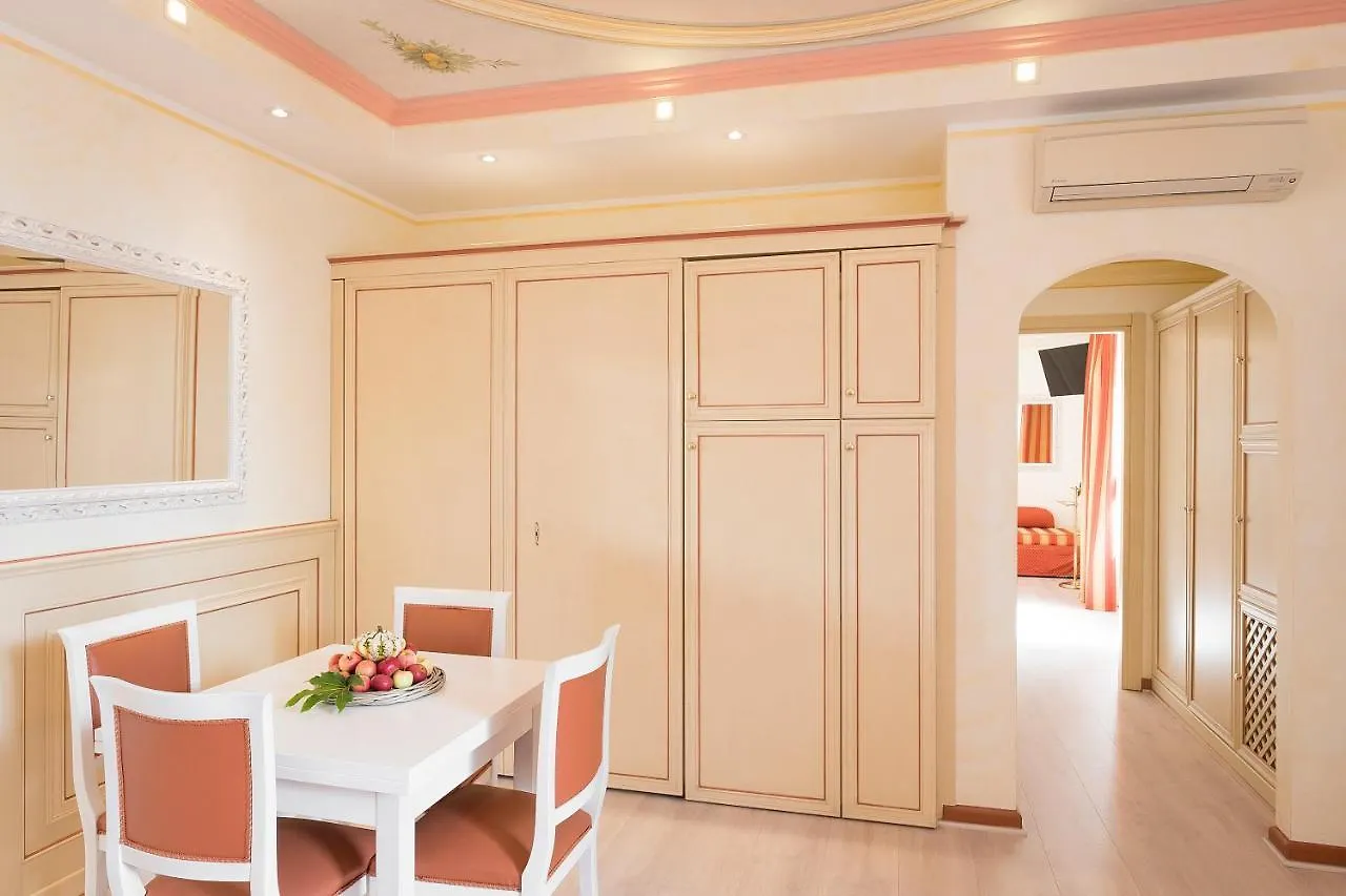 Hotel Villa Florida & Suite Apartments Gardone Riviera
