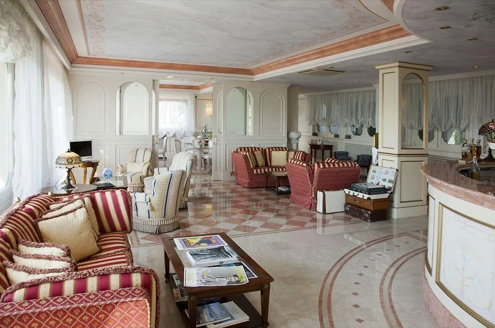 Hotel Villa Florida Suites&Suite Apartments Gardone Riviera