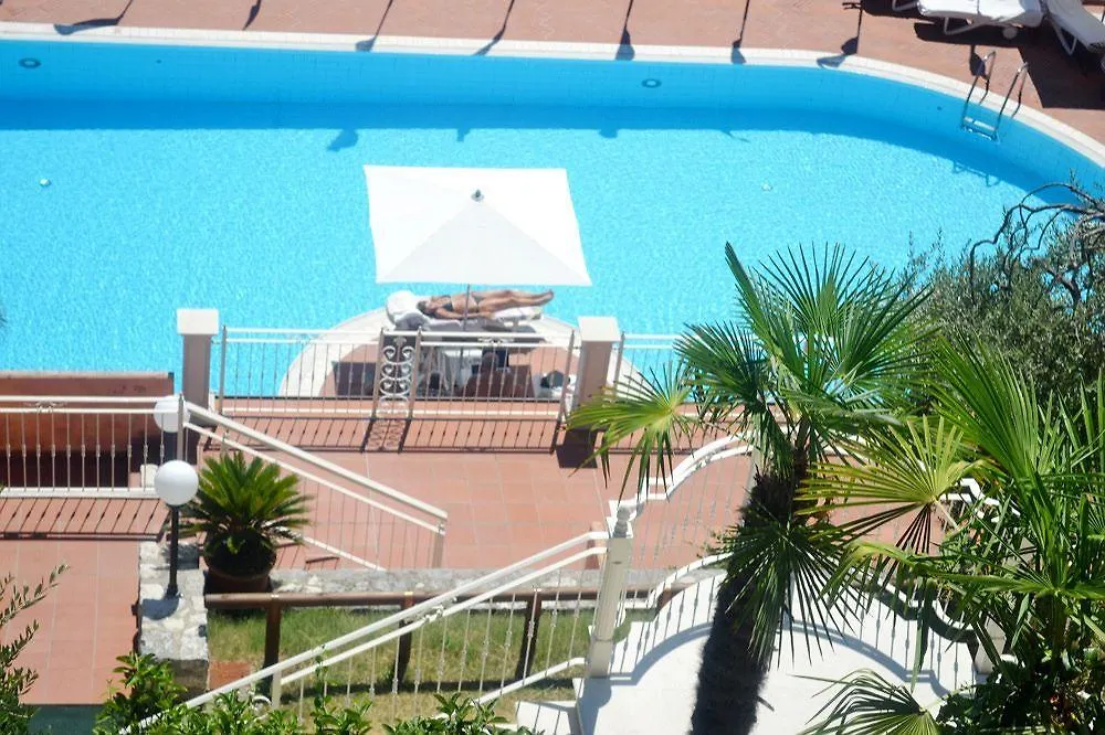 Hotel Villa Florida Suites&Suite Apartments Gardone Riviera