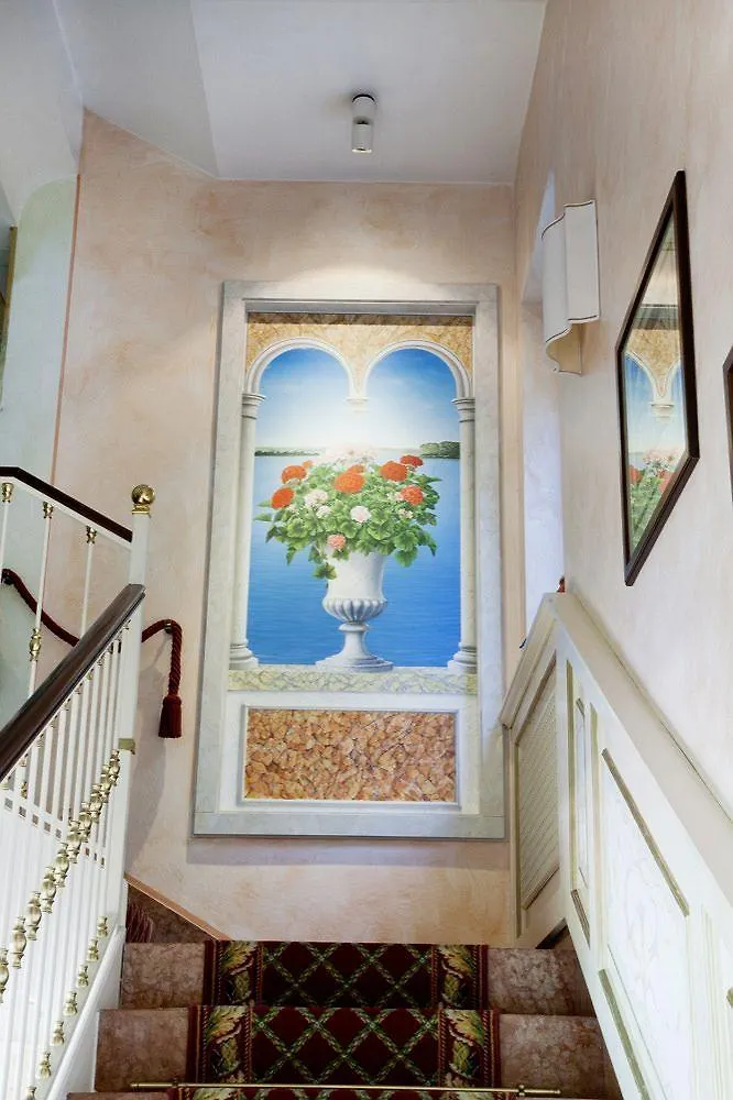 Hotel Villa Florida & Suite Apartments Gardone Riviera