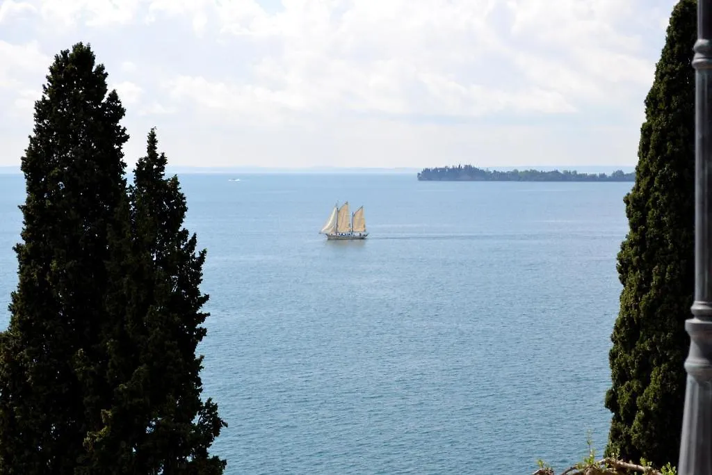 Hotel Villa Florida Suites&Suite Apartments Gardone Riviera Italia